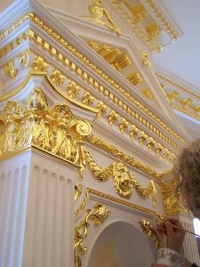 آموزش مراحل پتینه با ورق طلا: